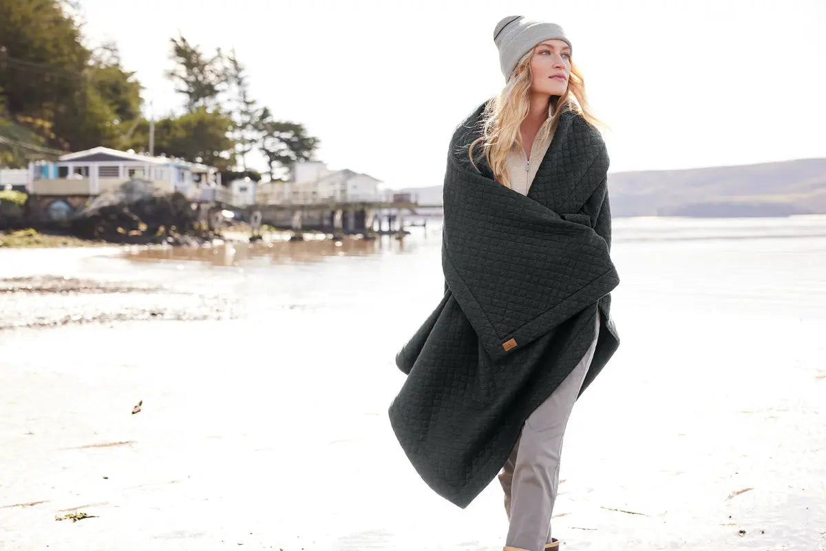 TravisMathew Diamond Quilt Blanket #TMA41481