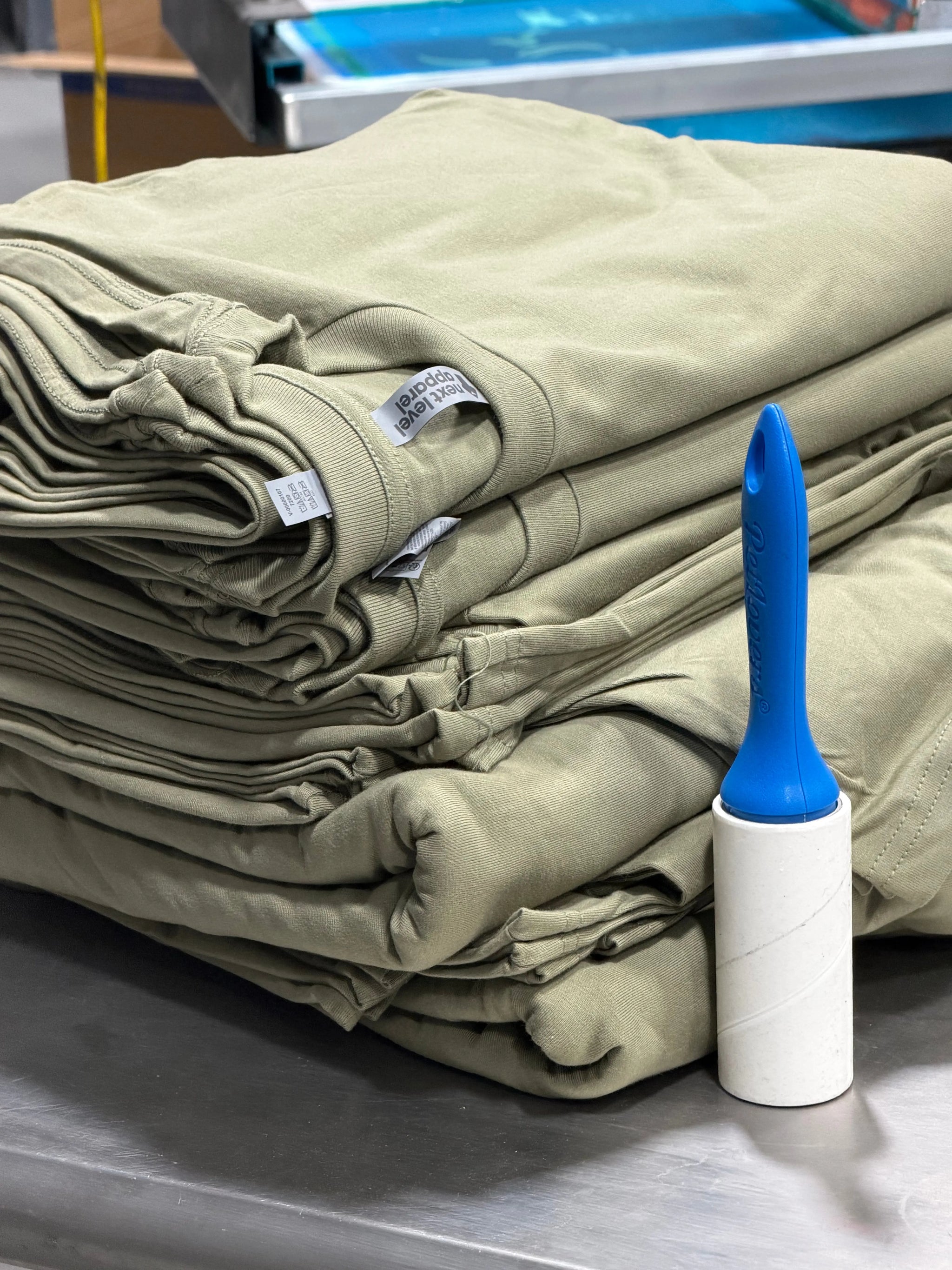 28 Next Level HEAVYWEIGHT Tees - Light Olive