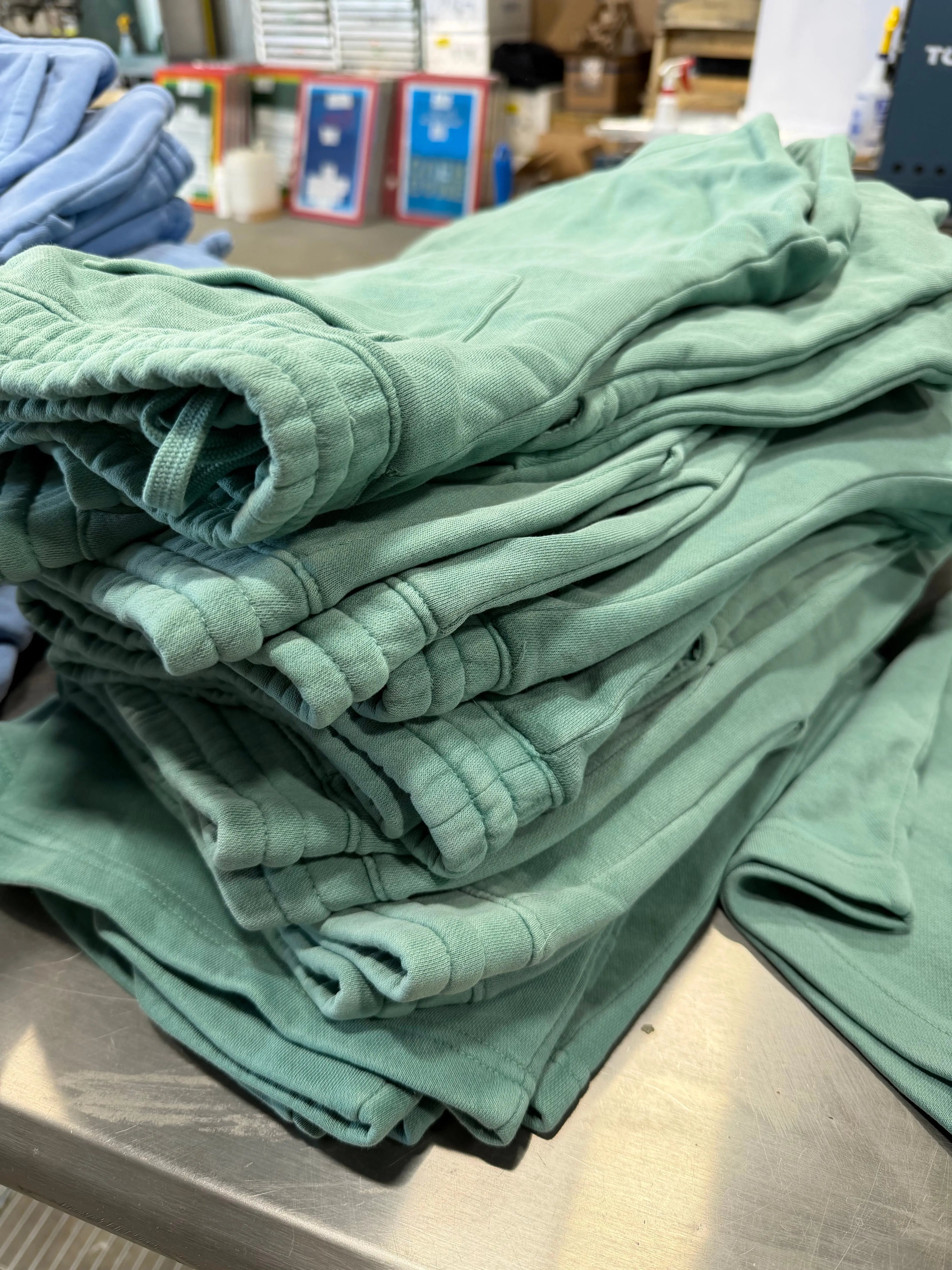 12 Independent Unisex Fleece Jogger Shorts - Pigment Mint