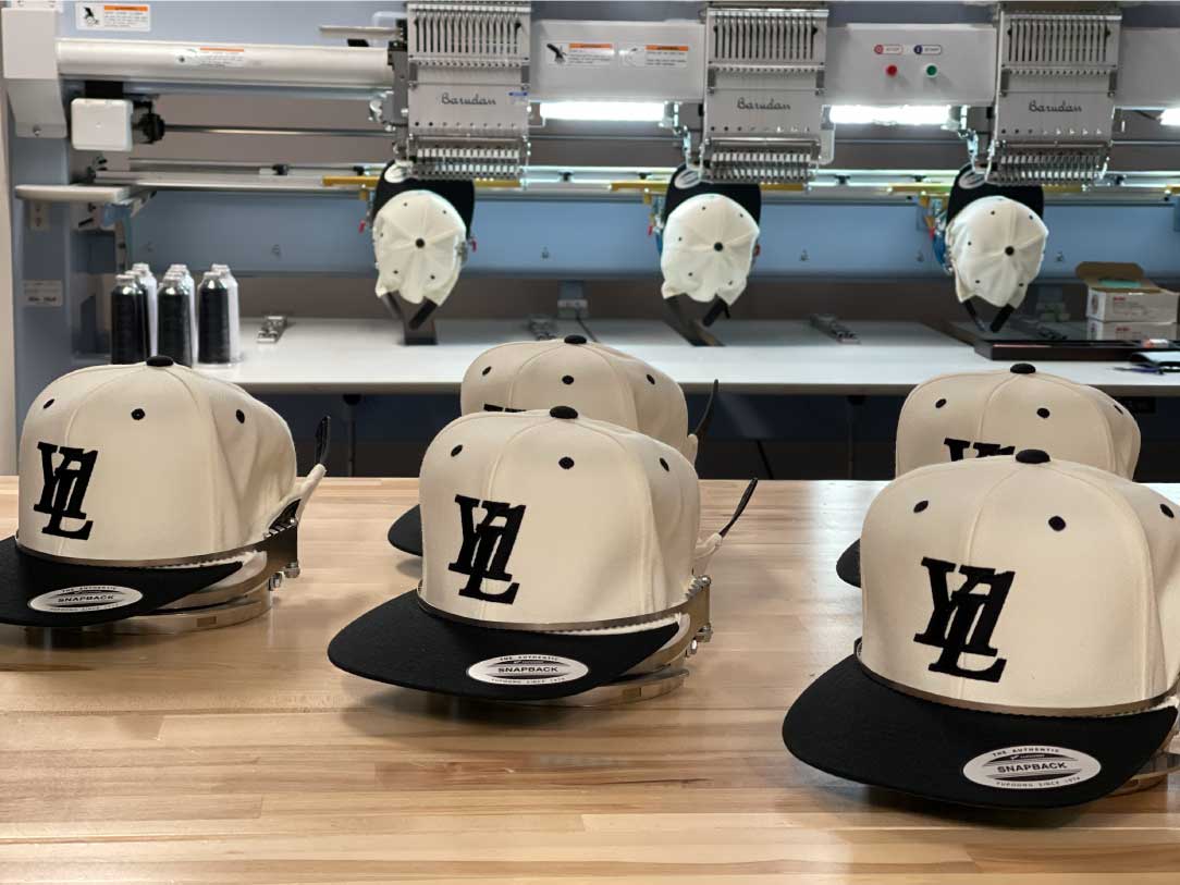 Source Customized Design New Style 3d Embroidered Fitted Hats And